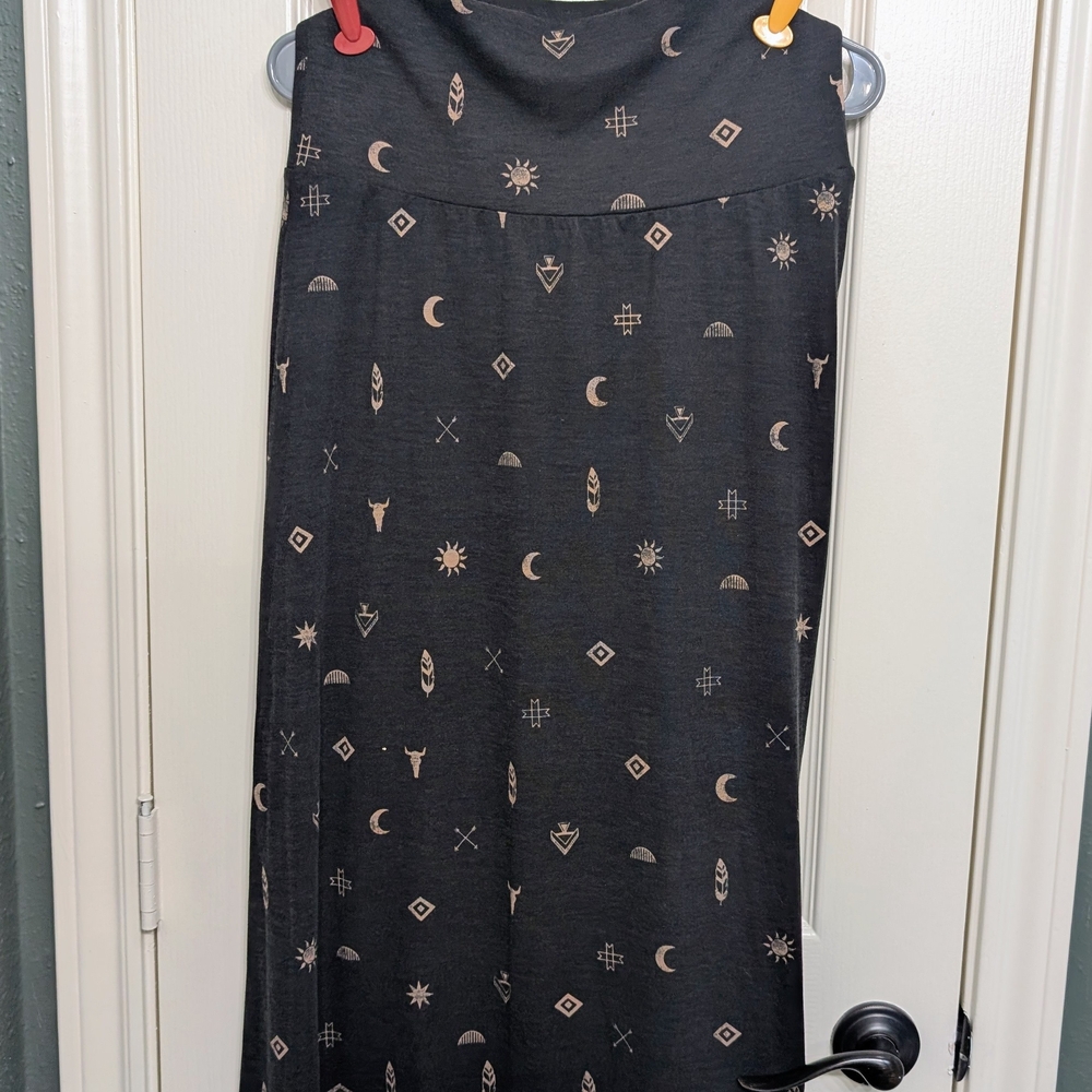 Mossimo Supply Co. Black Maxi Skirt with Beige Pattern